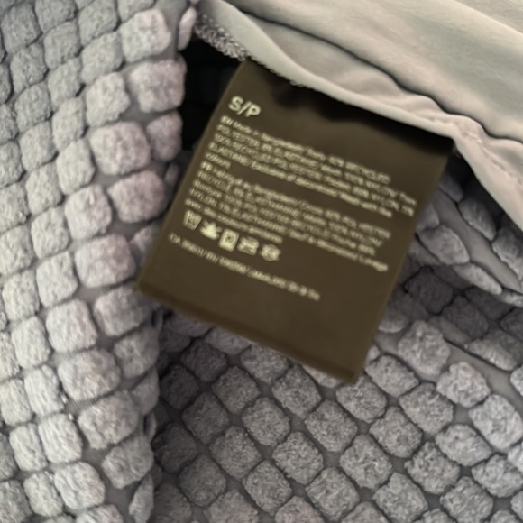 Water-Repellent Fleece Hiking Anorak
$198 USD - Picture 12 of 12